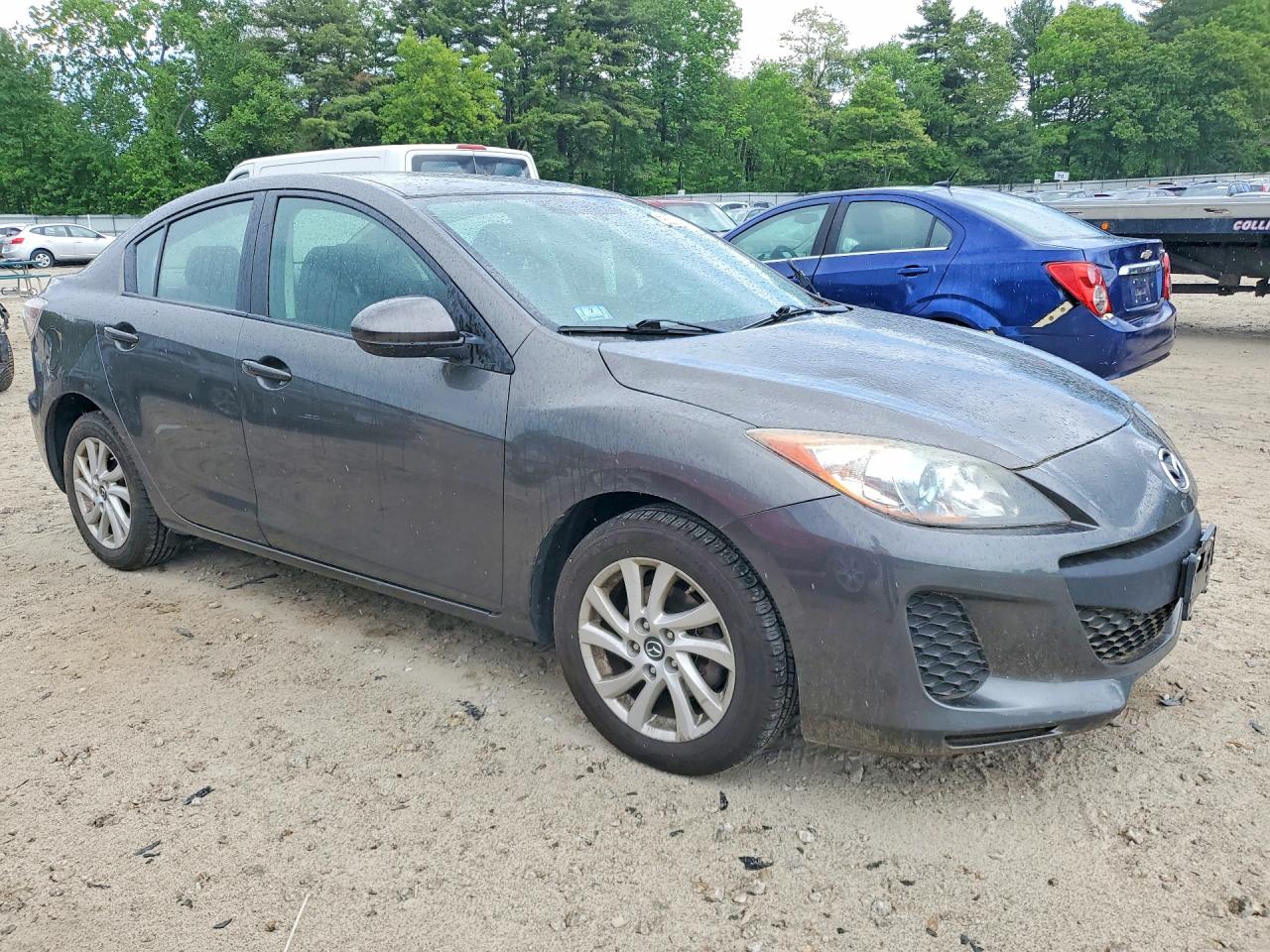 2013 MAZDA 3