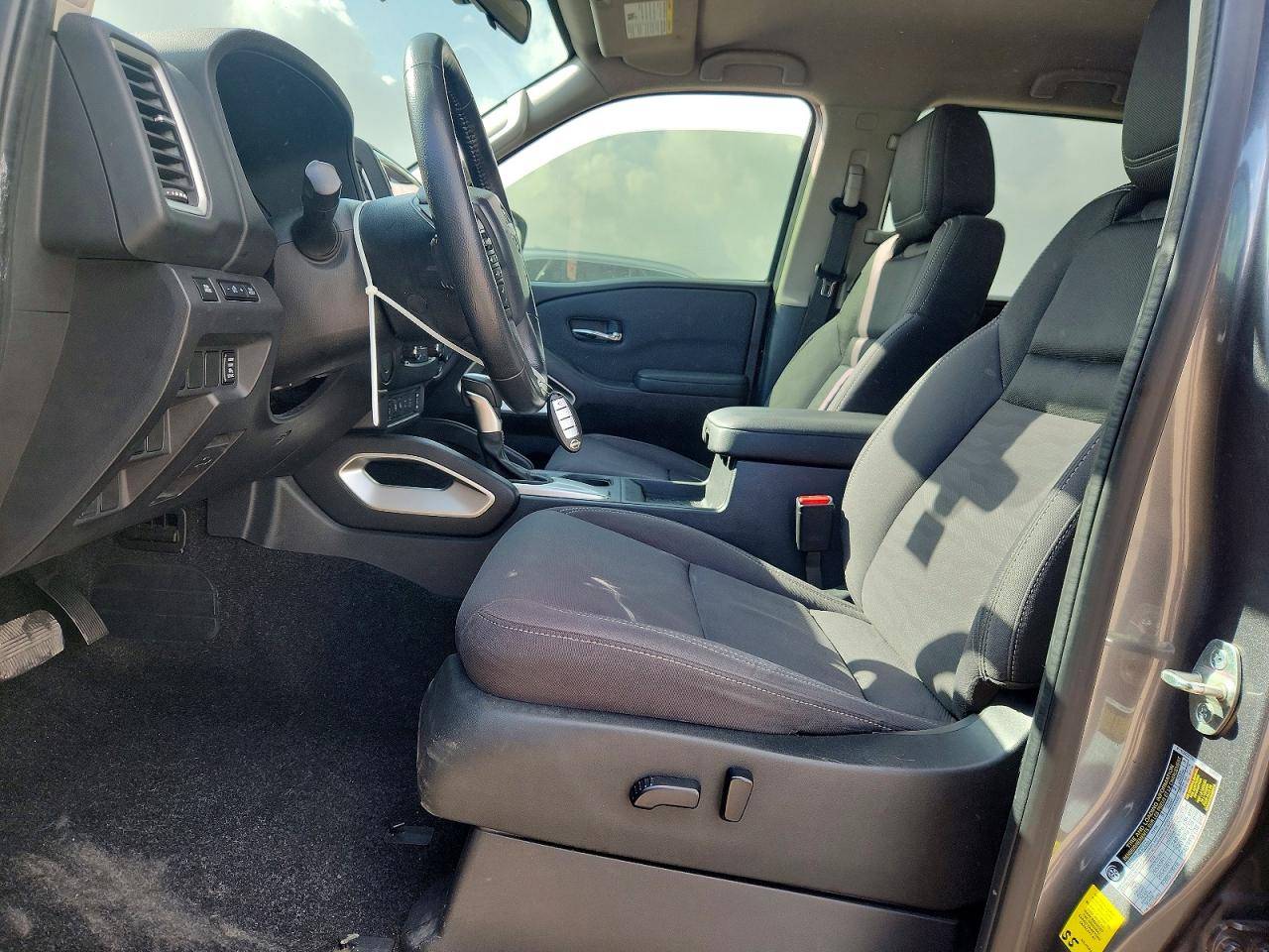 2022 NISSAN FRONTIER