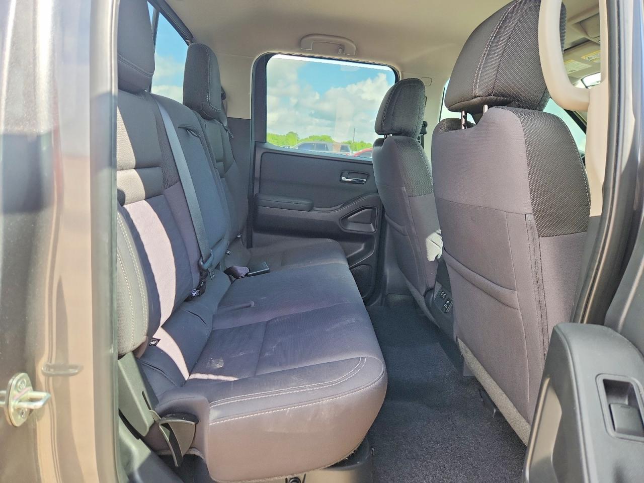 2022 NISSAN FRONTIER