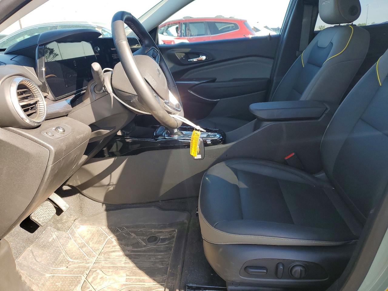 2025 CHEVROLET TRAX