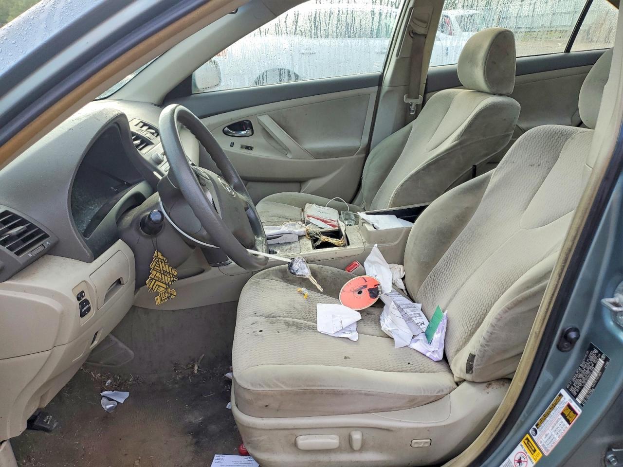 2010 TOYOTA CAMRY