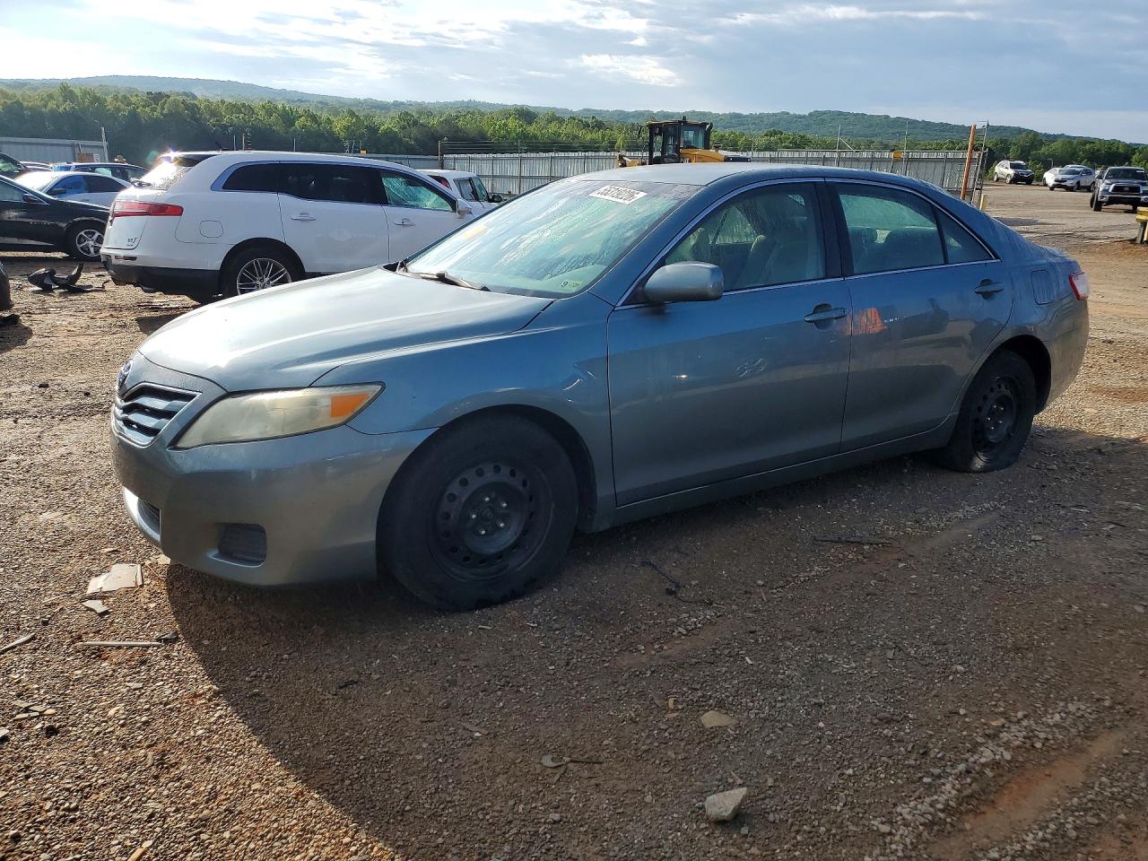 2010 TOYOTA CAMRY