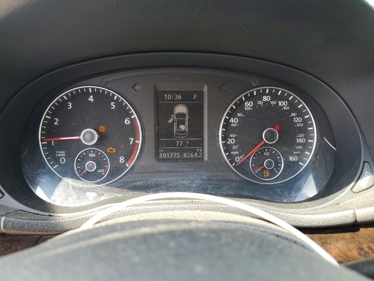 2014 VOLKSWAGEN PASSAT
