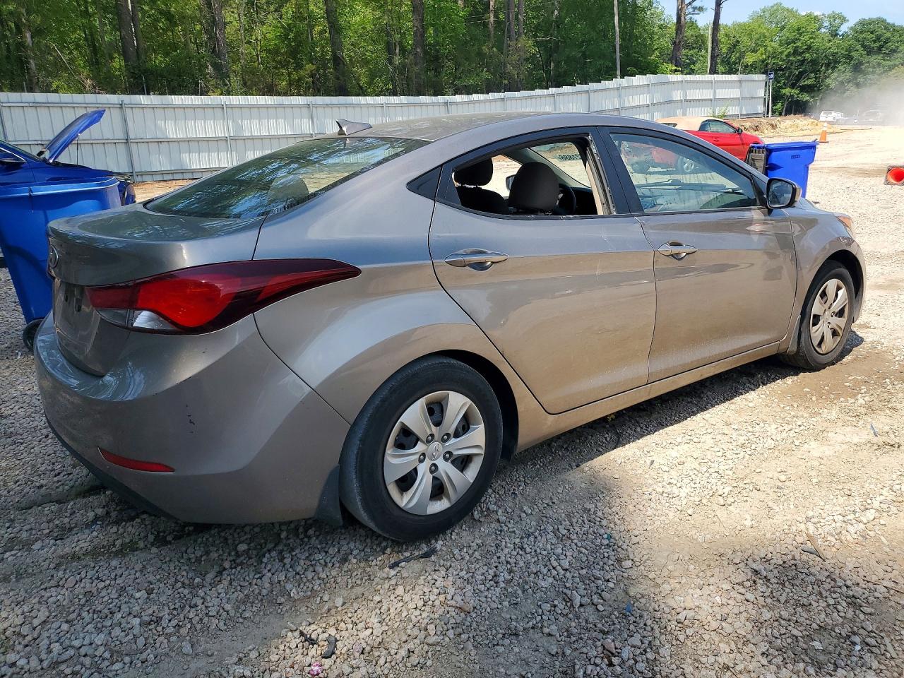 2016 HYUNDAI ELANTRA