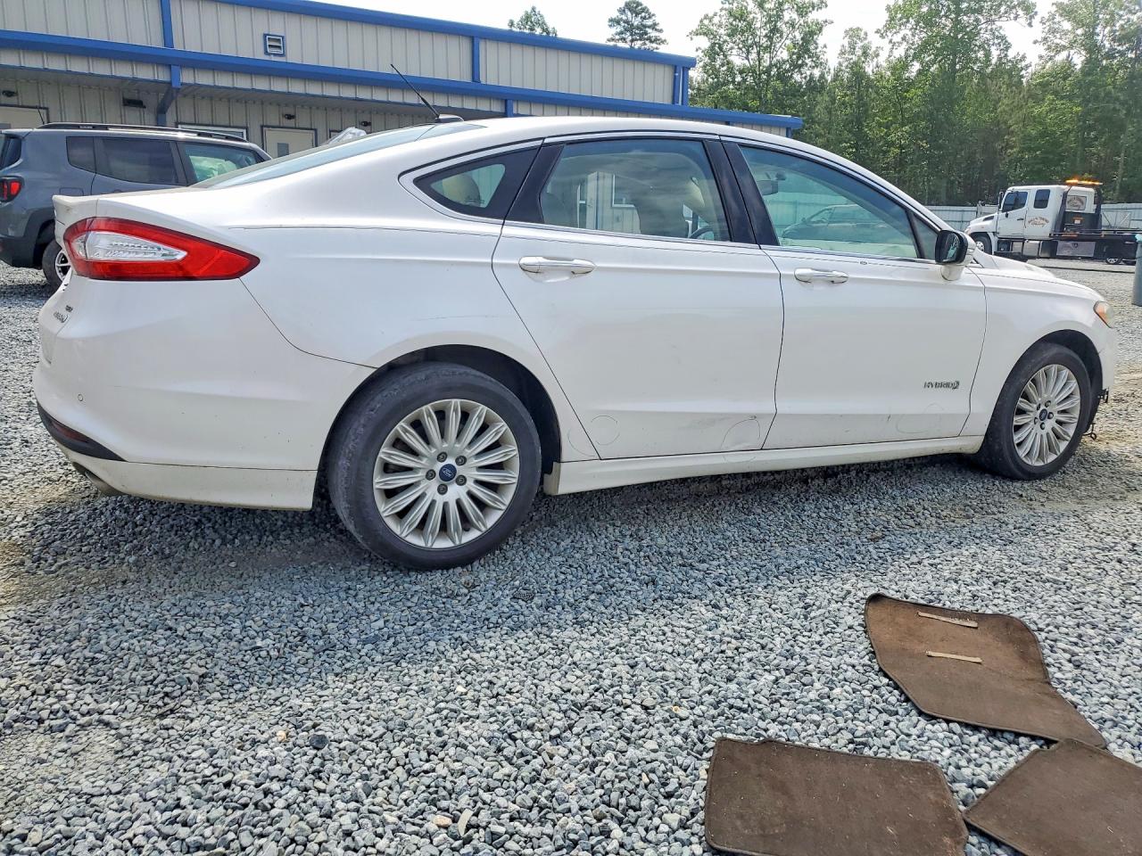 2014 FORD FUSION