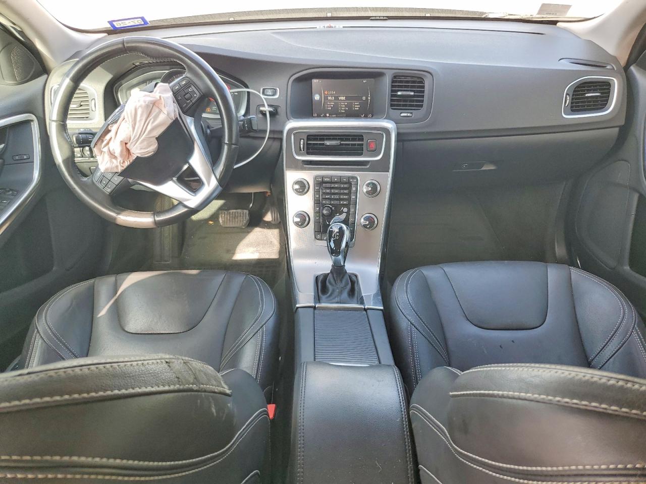 2018 VOLVO S60
