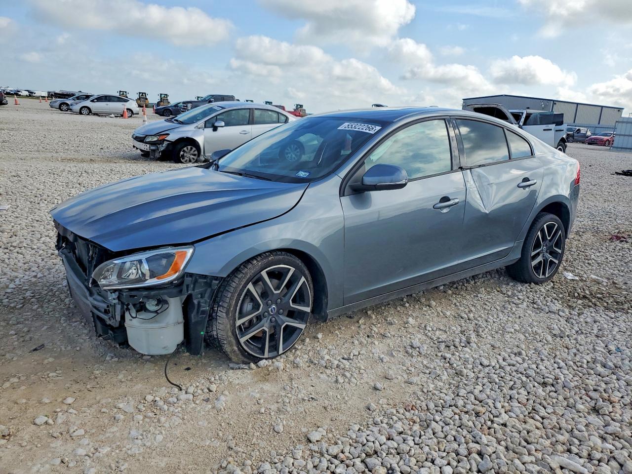 2018 VOLVO S60