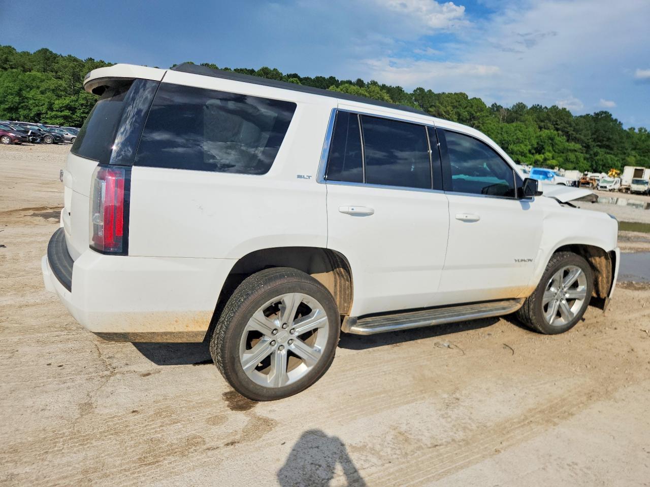 2020 GMC YUKON