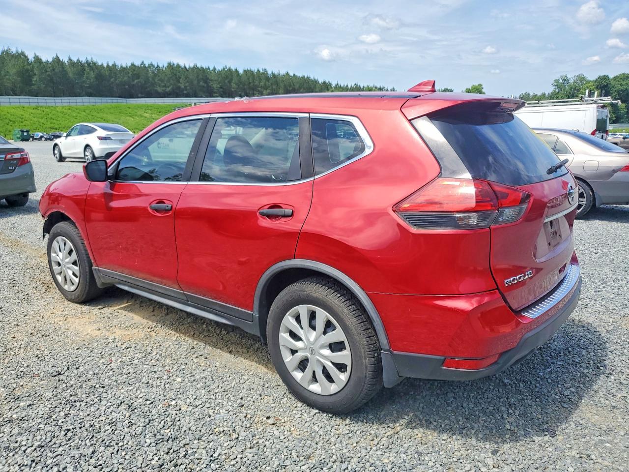 2017 NISSAN ROGUE