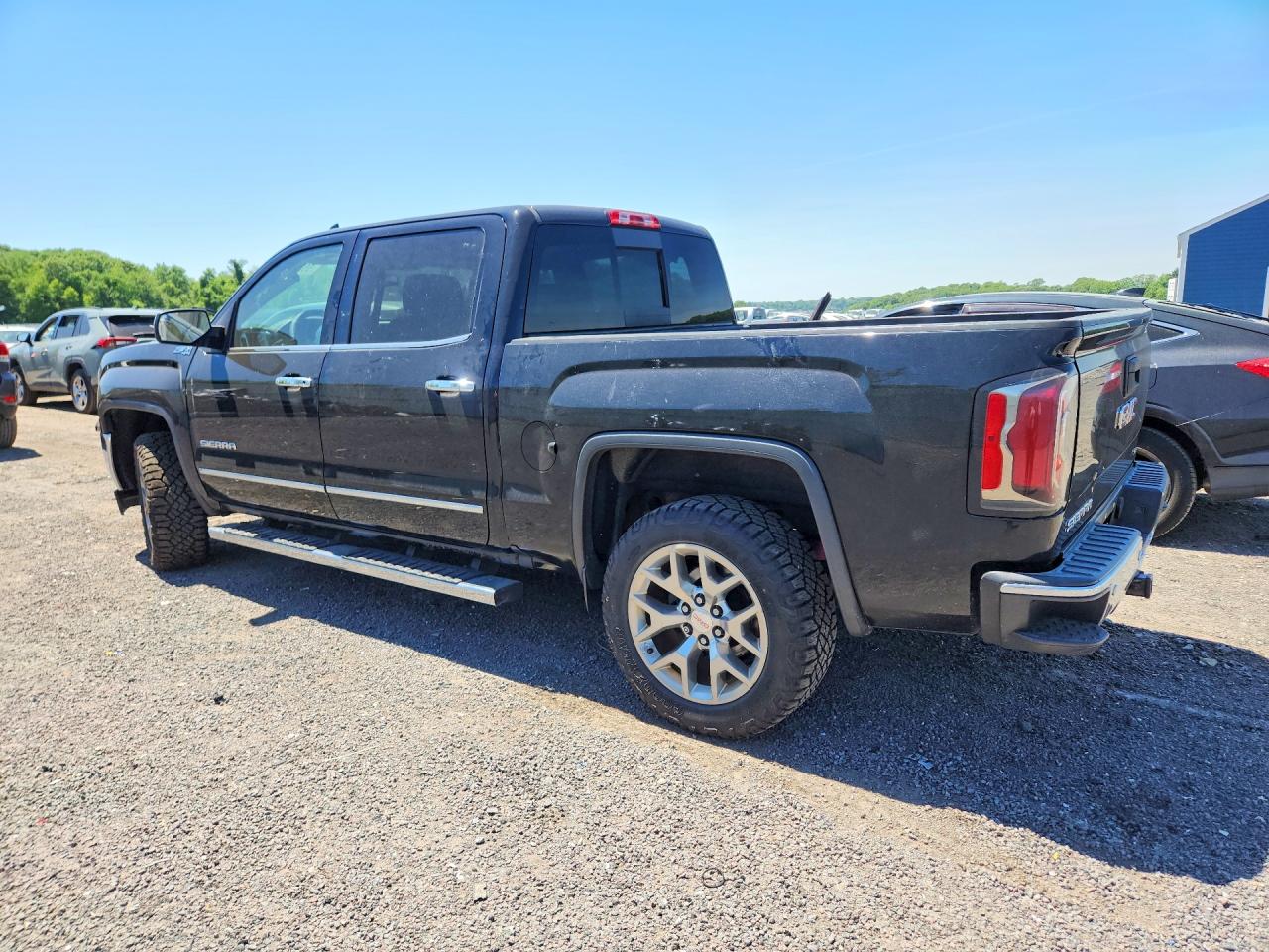 2018 GMC SIERRA