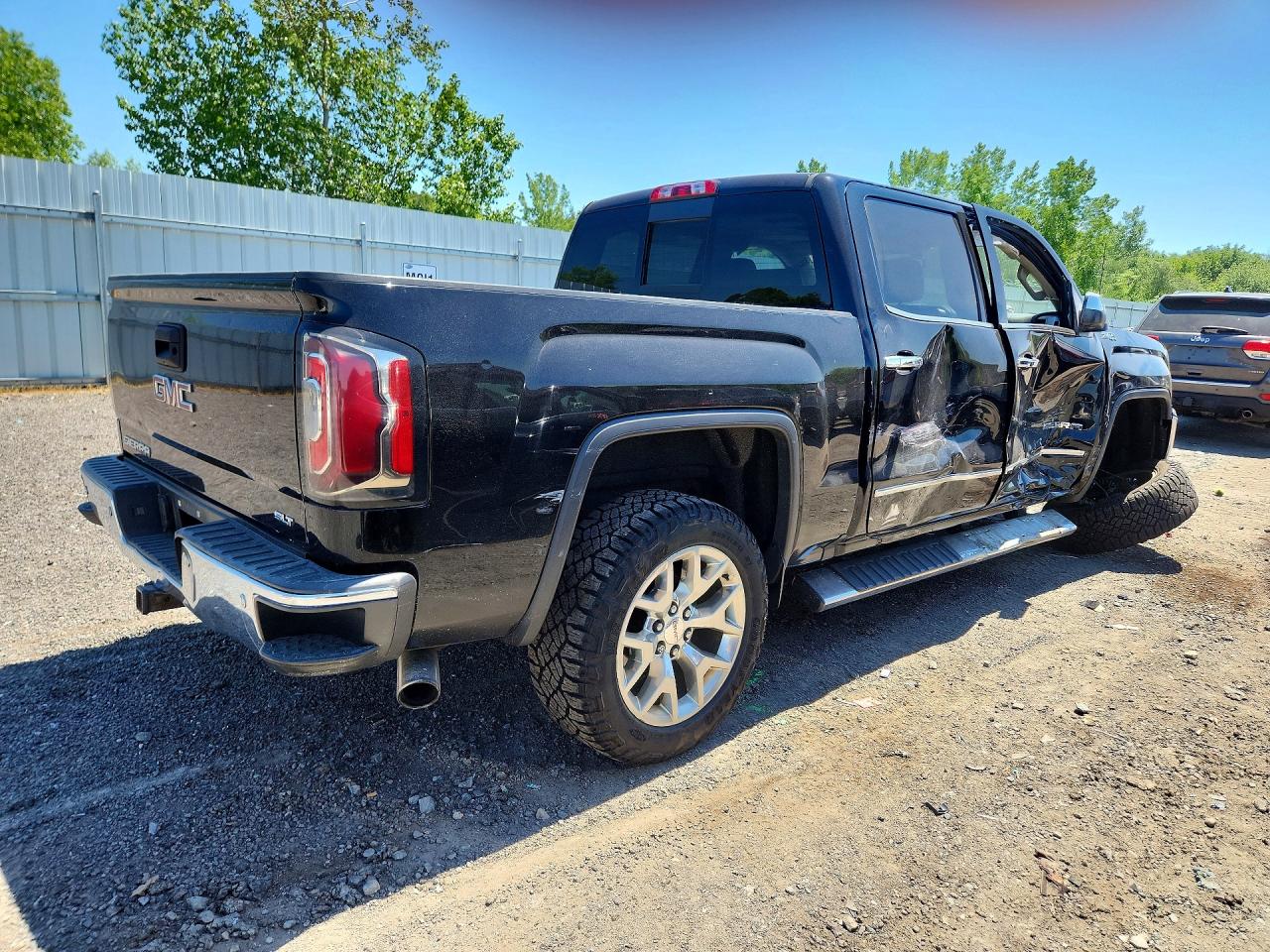 2018 GMC SIERRA