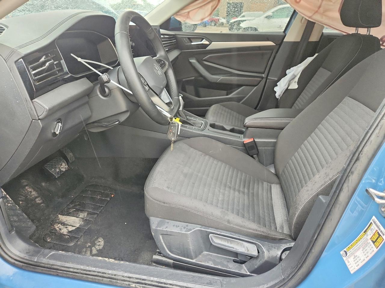 2025 VOLKSWAGEN JETTA