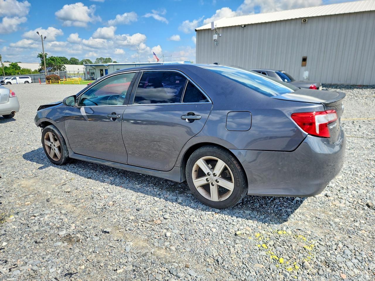 2012 TOYOTA CAMRY
