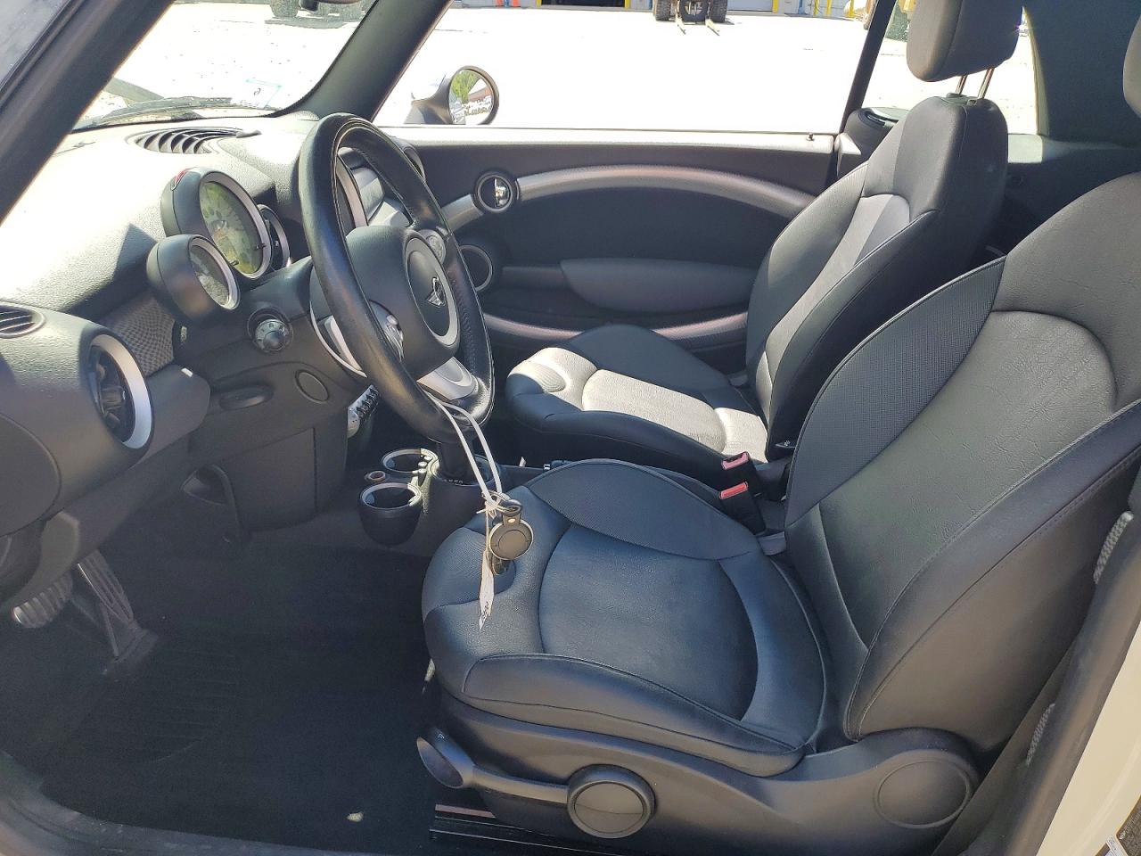 2010 MINI COOPER