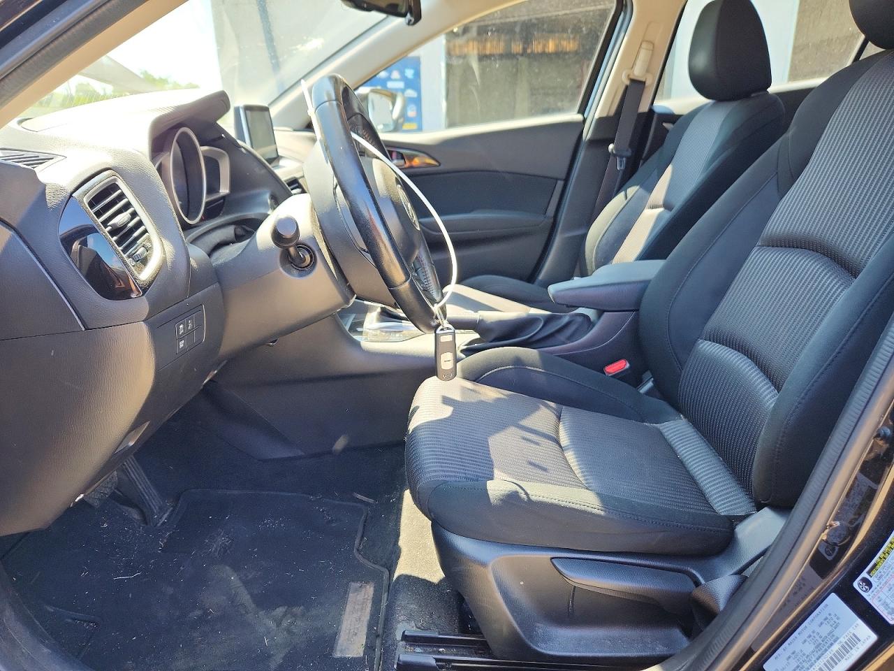 2016 MAZDA 3
