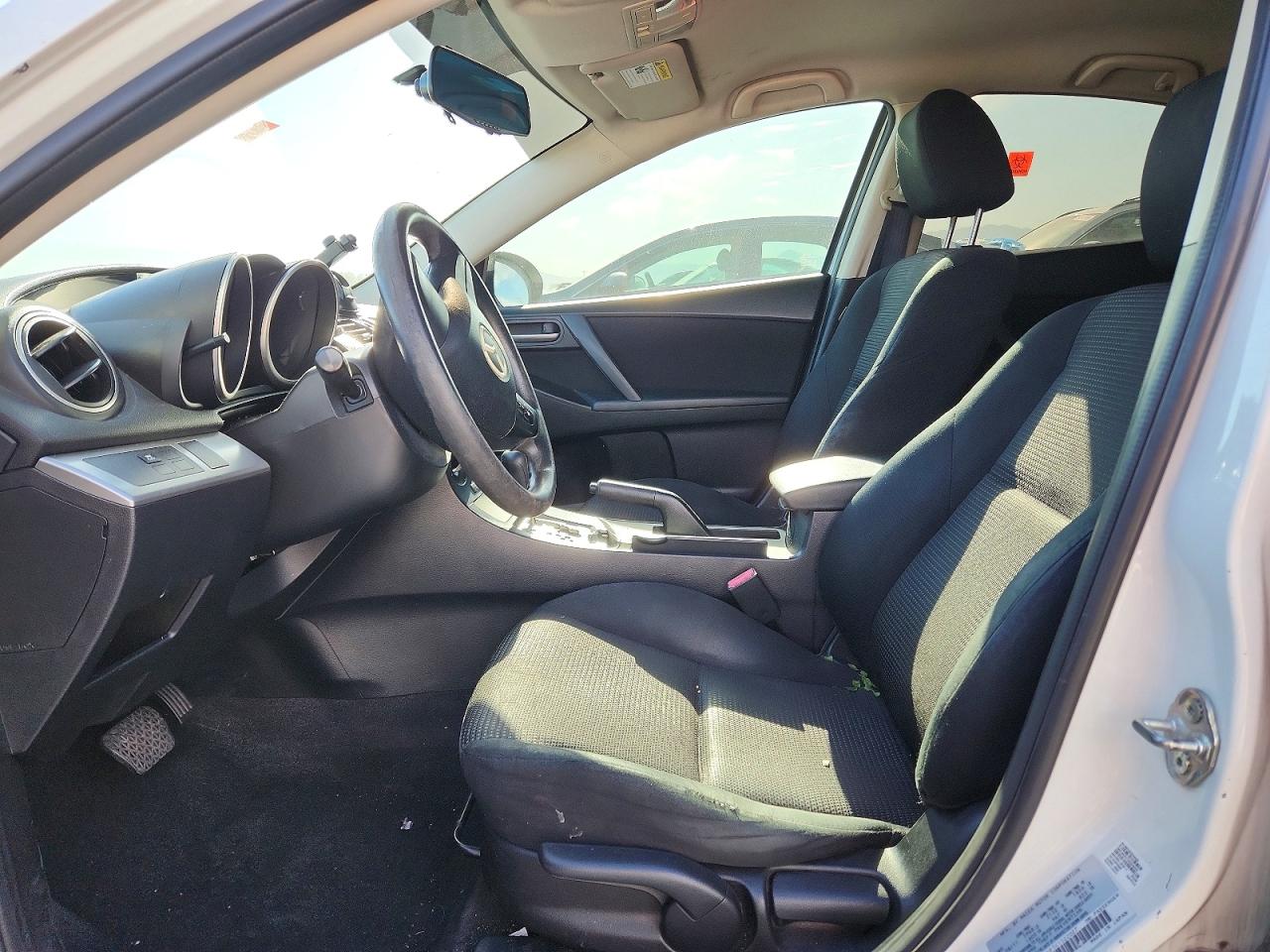 2012 MAZDA 3