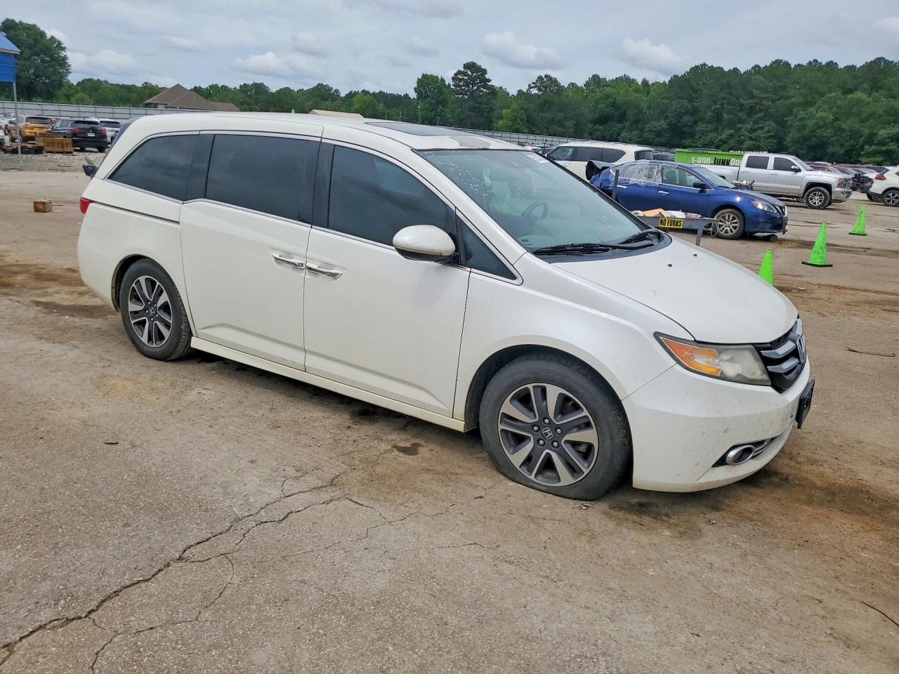 2014 HONDA ODYSSEY