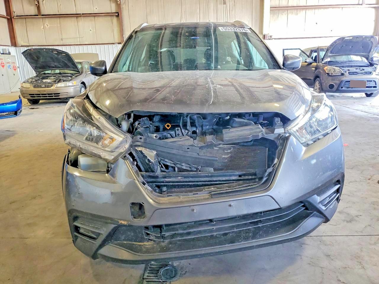 2019 NISSAN KICKS