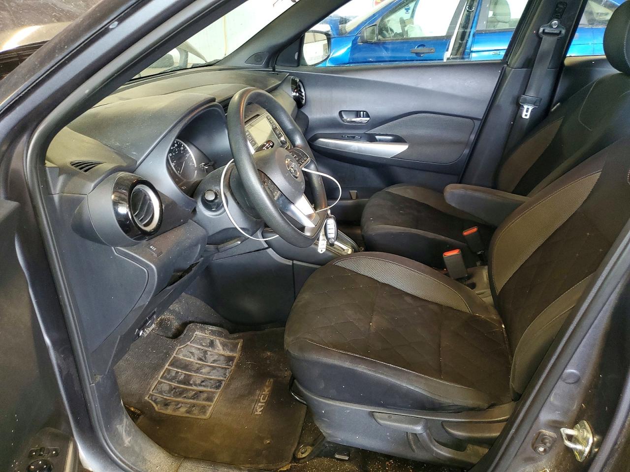 2019 NISSAN KICKS