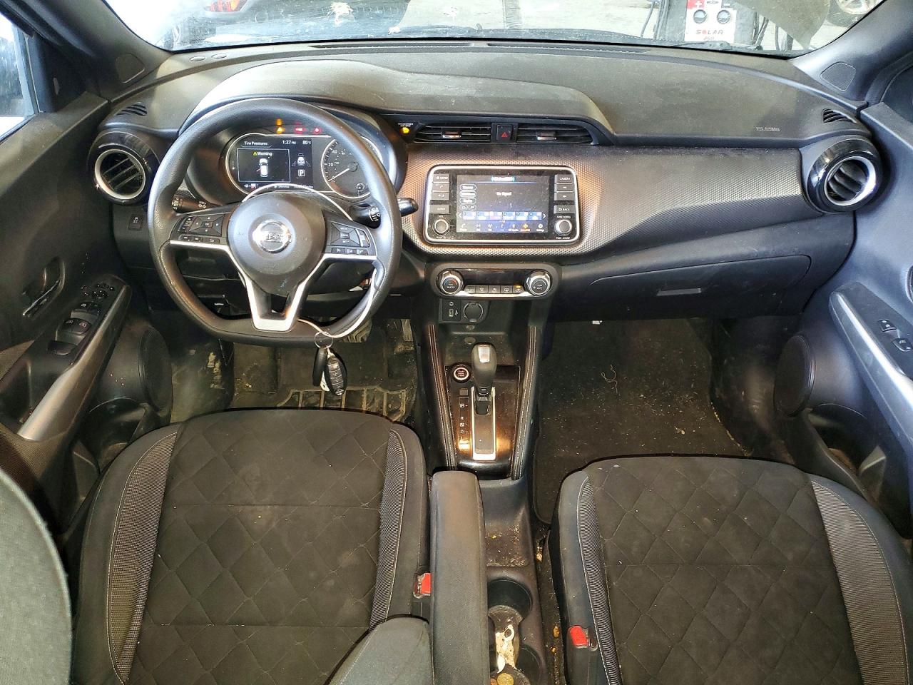 2019 NISSAN KICKS