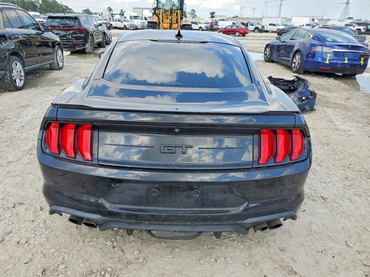 2021 FORD MUSTANG
