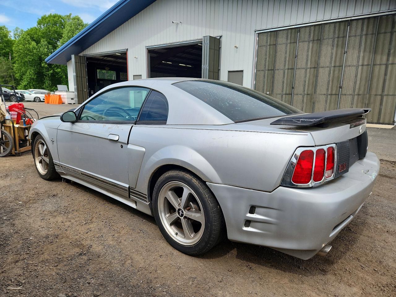 2004 FORD MUSTANG