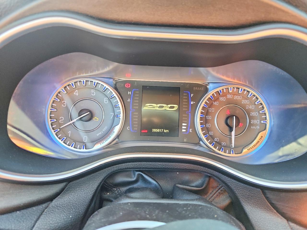 2016 CHRYSLER 200