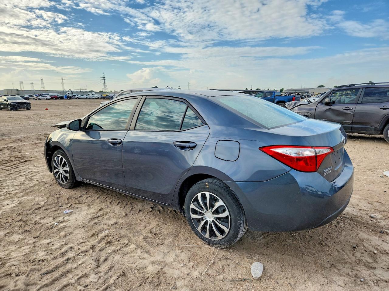 2016 TOYOTA COROLLA