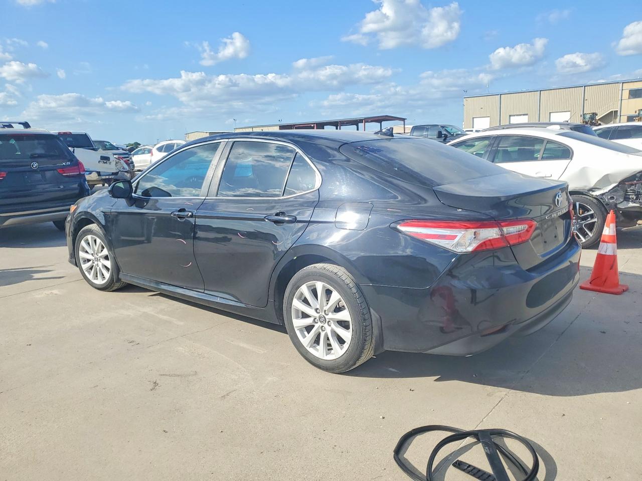 2019 TOYOTA CAMRY