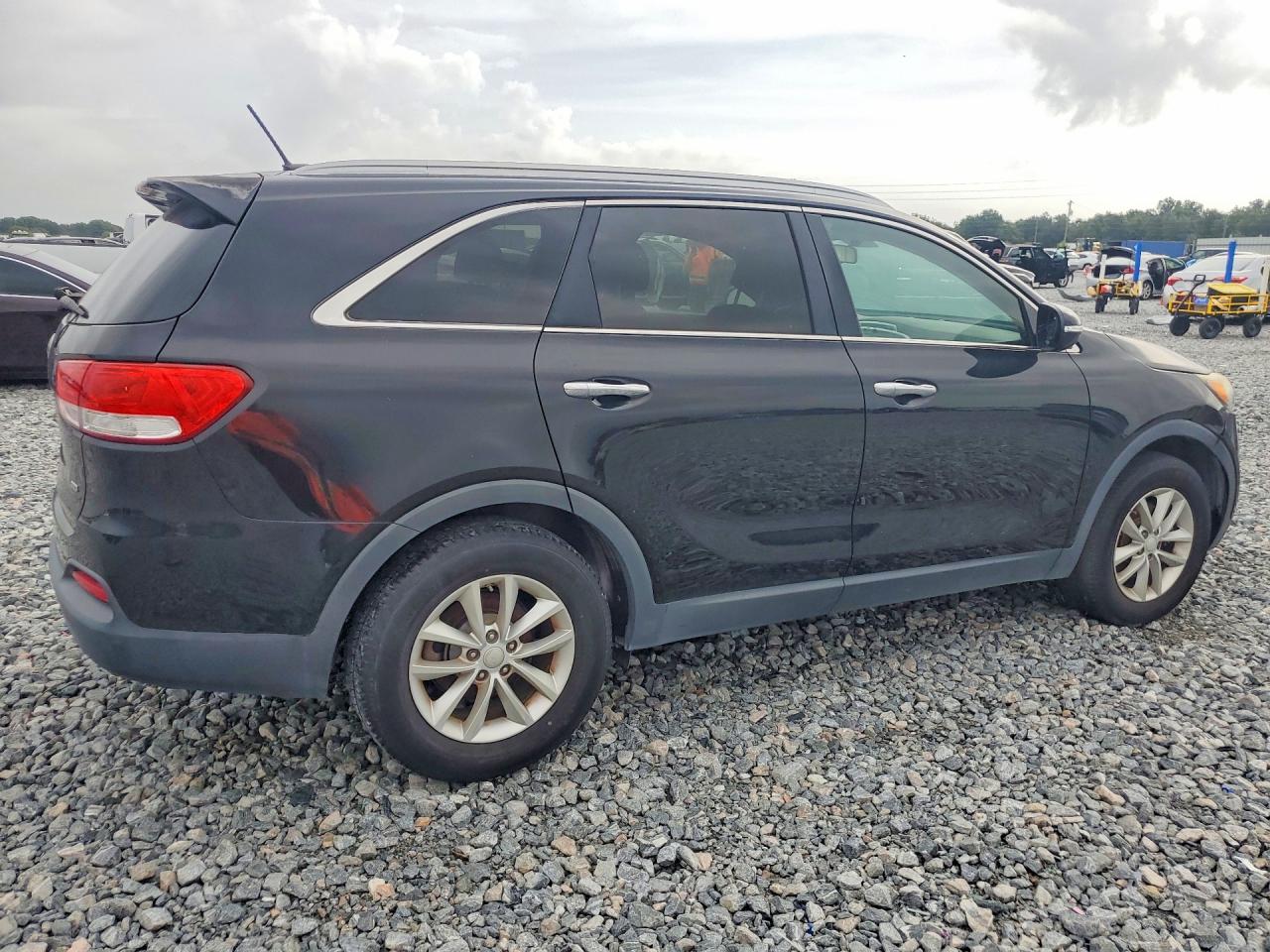 2017 KIA SORENTO