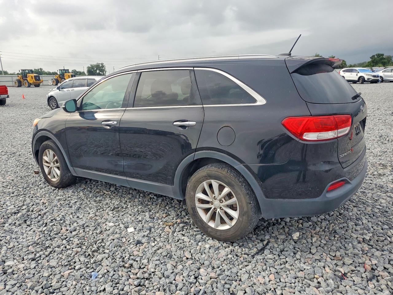 2017 KIA SORENTO