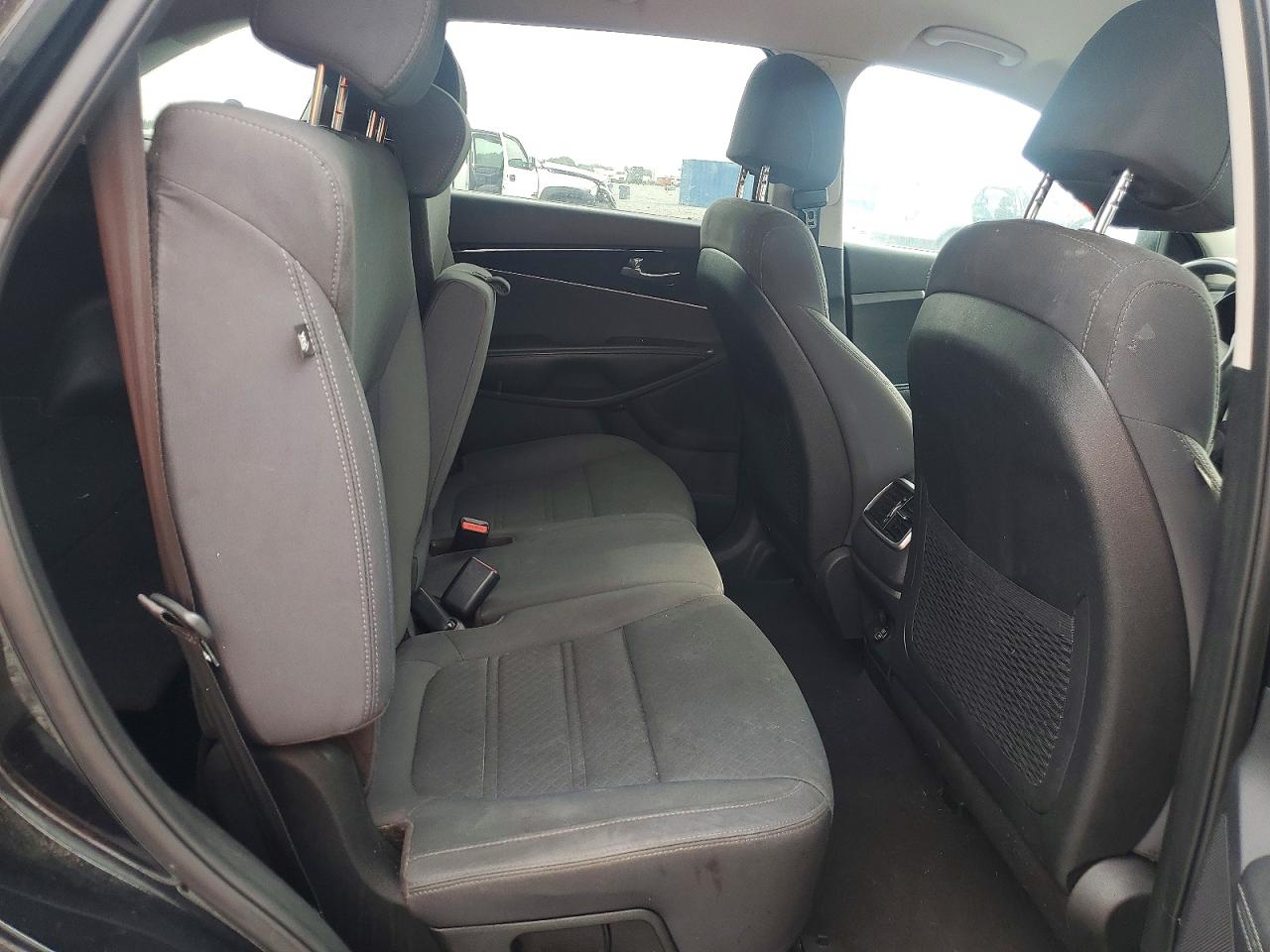 2017 KIA SORENTO