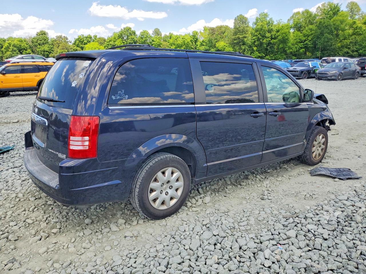 2010 CHRYSLER MINIVAN