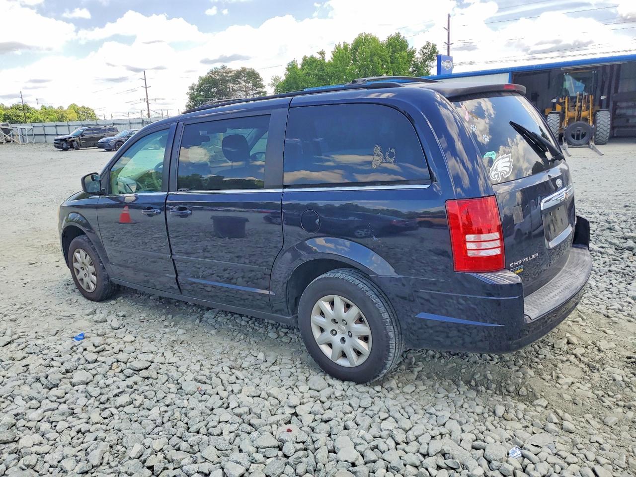 2010 CHRYSLER MINIVAN