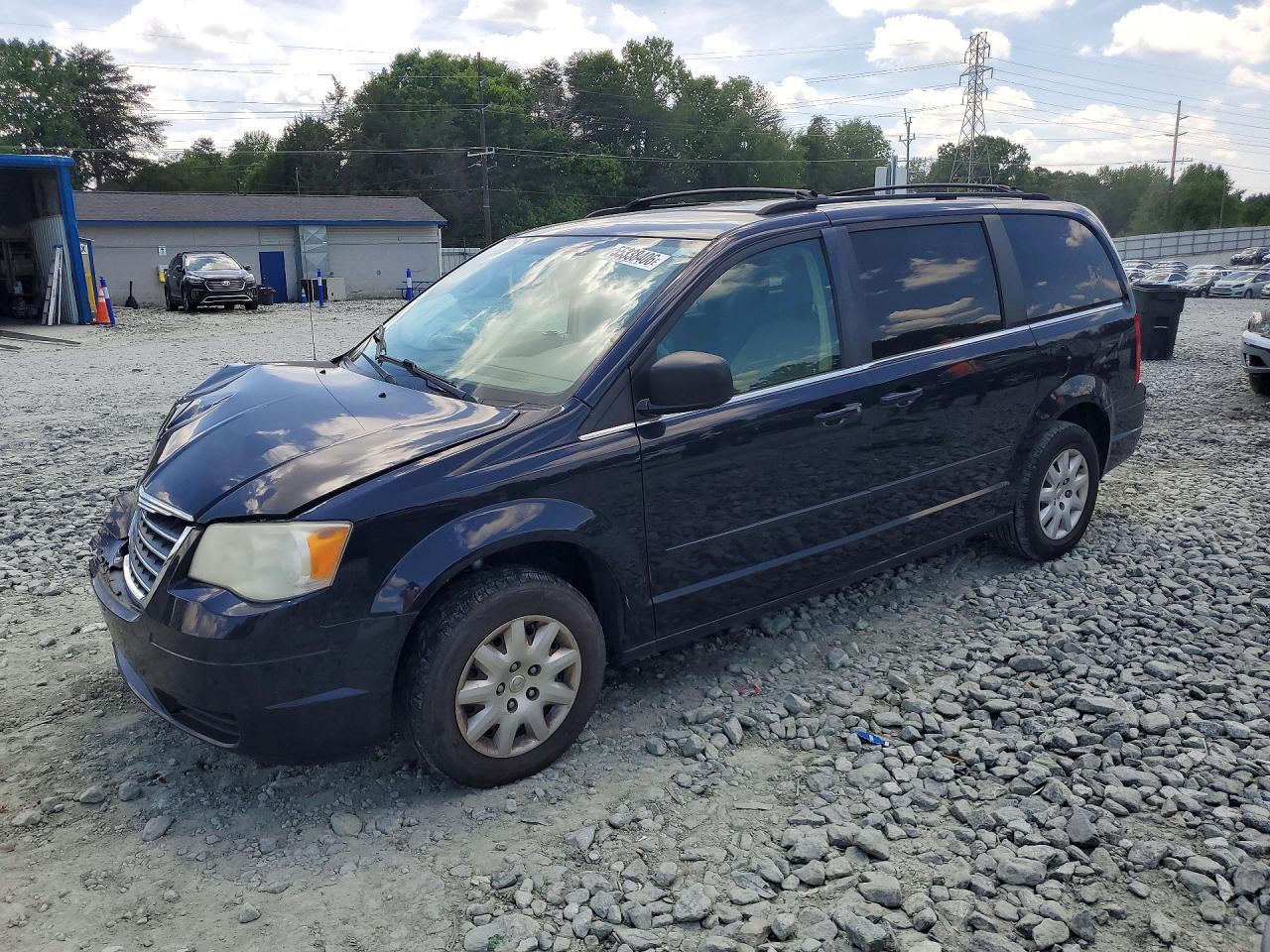 2010 CHRYSLER MINIVAN