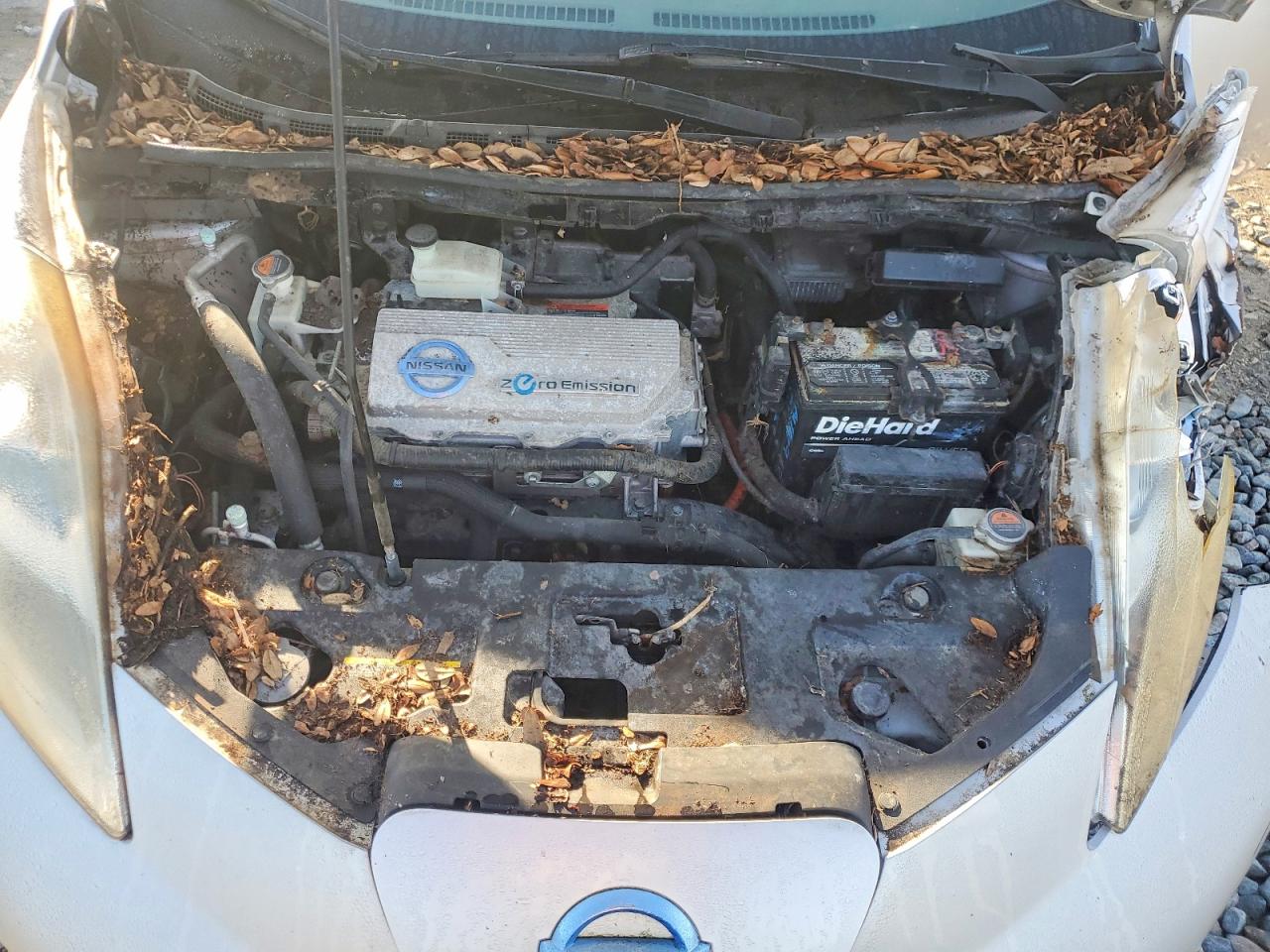 2012 NISSAN LEAF