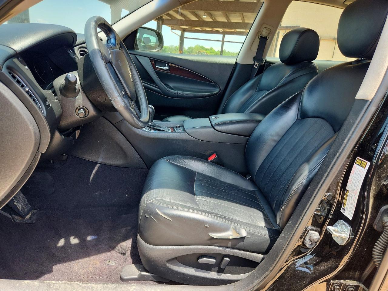 2016 INFINITI QX50 BASE