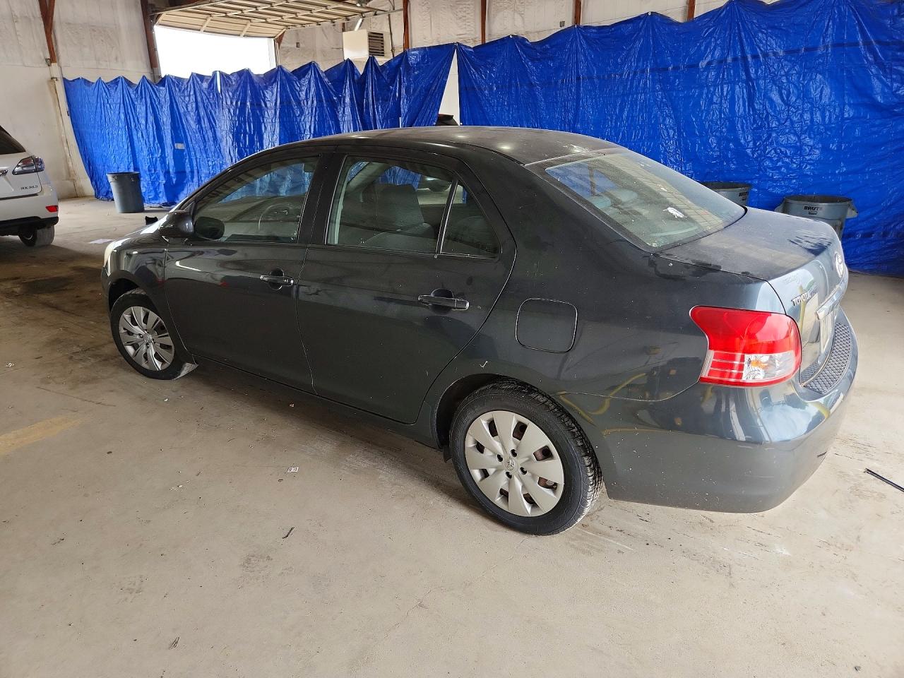 2010 TOYOTA YARIS