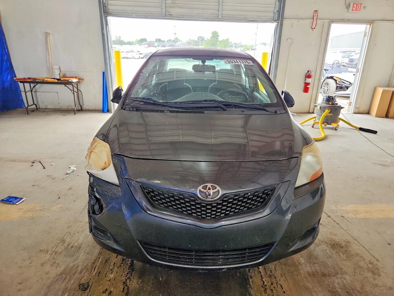 2010 TOYOTA YARIS