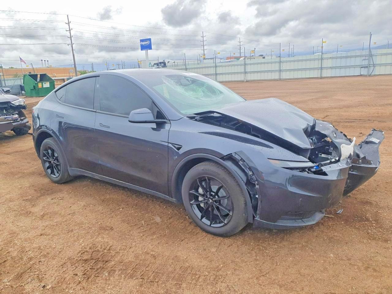 2026 TESLA MODEL Y