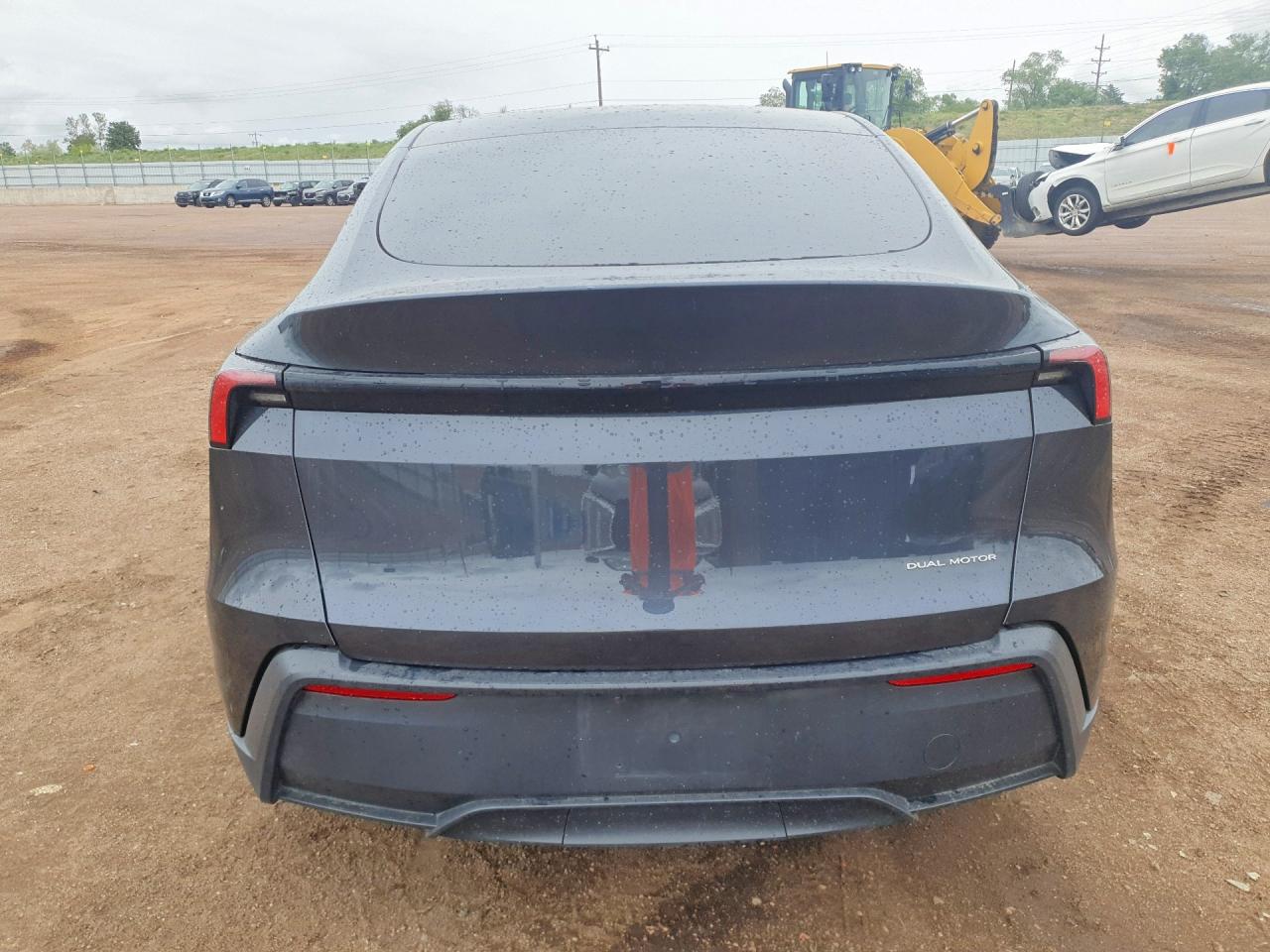 2026 TESLA MODEL Y