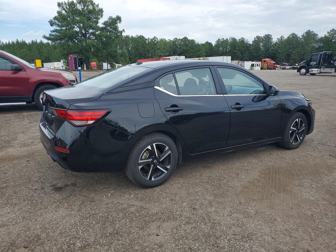 2025 NISSAN SENTRA