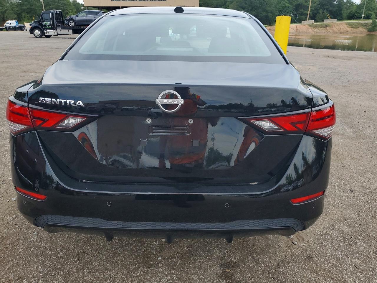 2025 NISSAN SENTRA