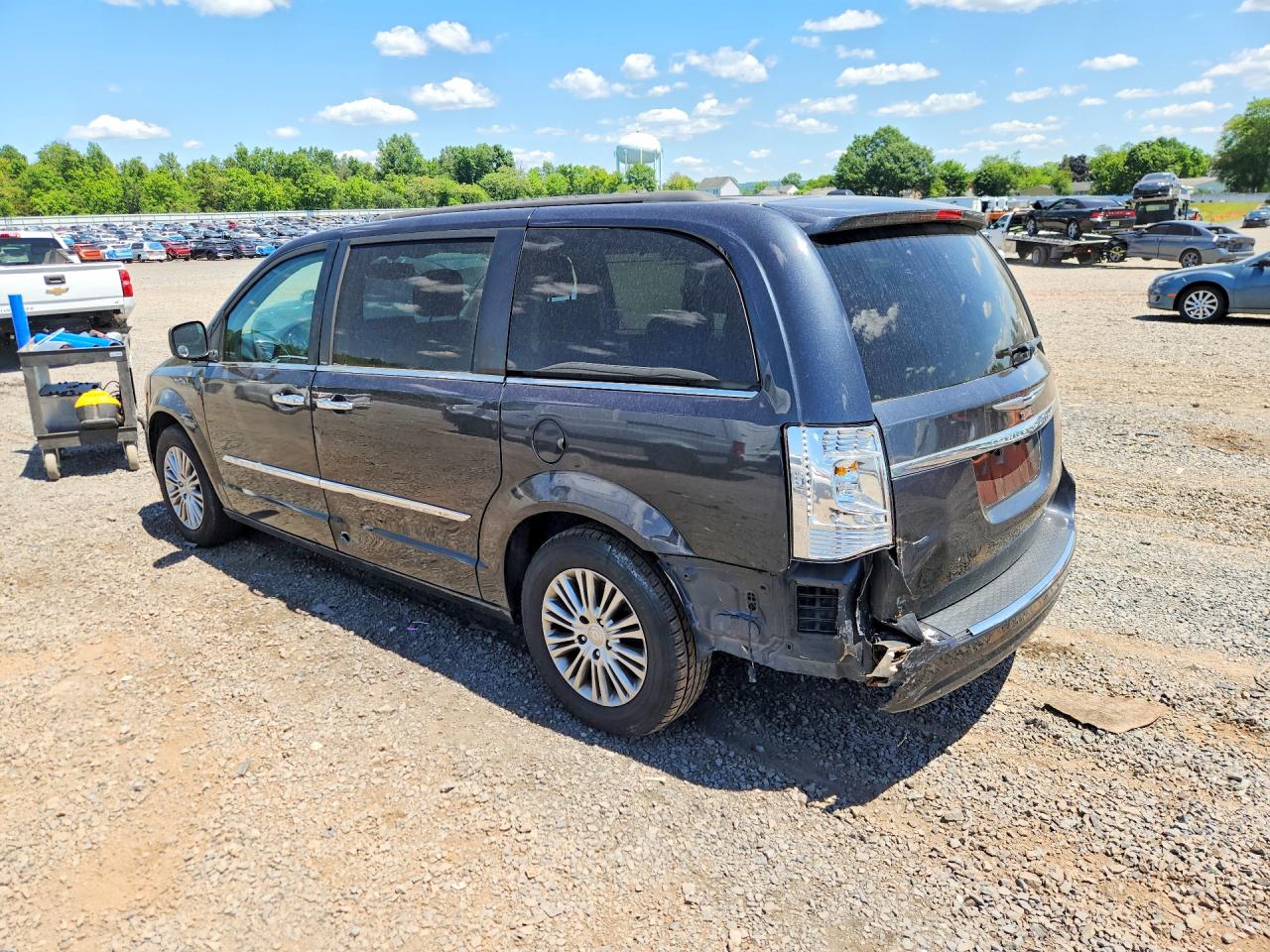 2013 CHRYSLER MINIVAN