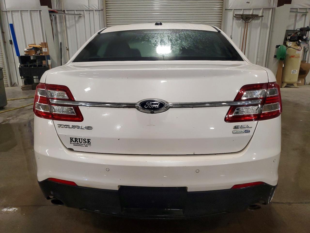2015 FORD TAURUS