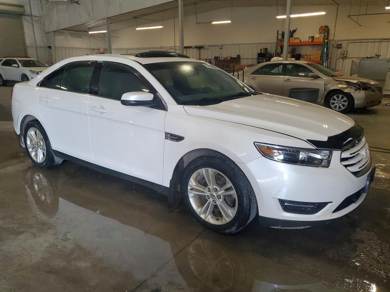 2015 FORD TAURUS