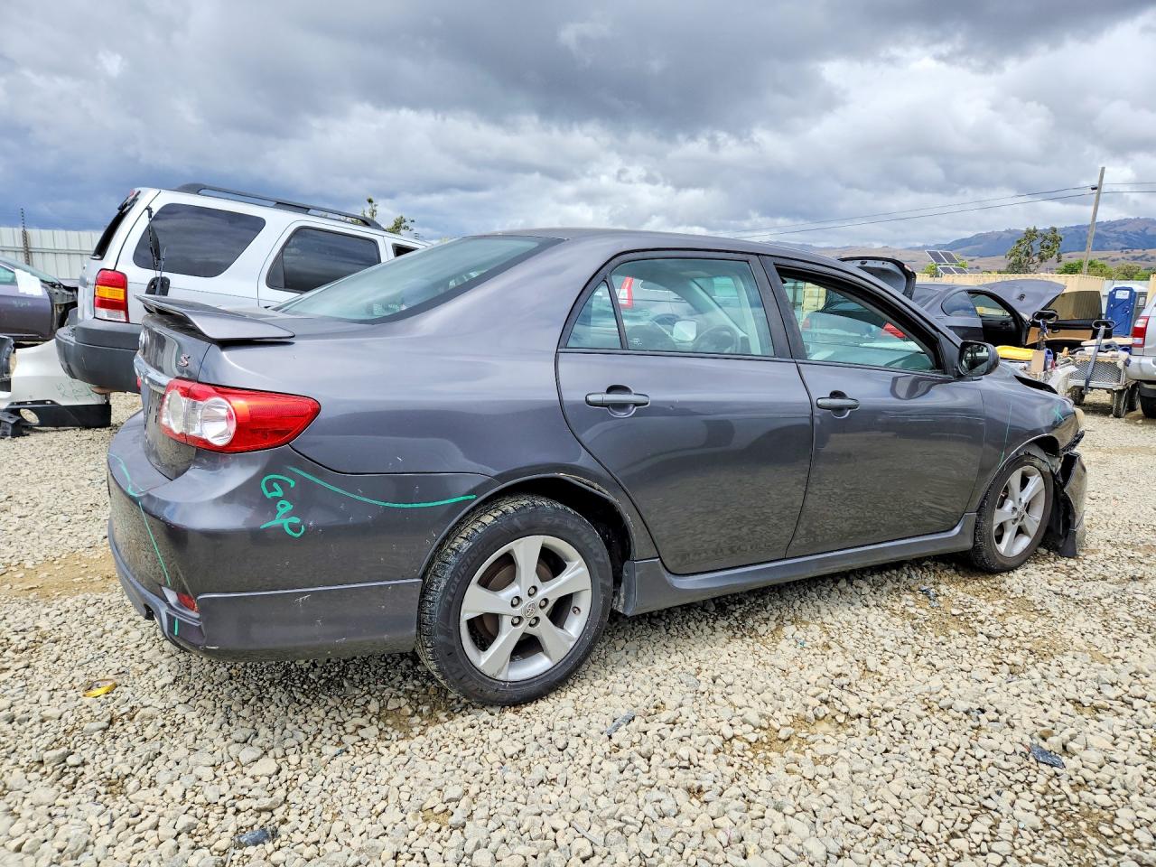 2013 TOYOTA COROLLA