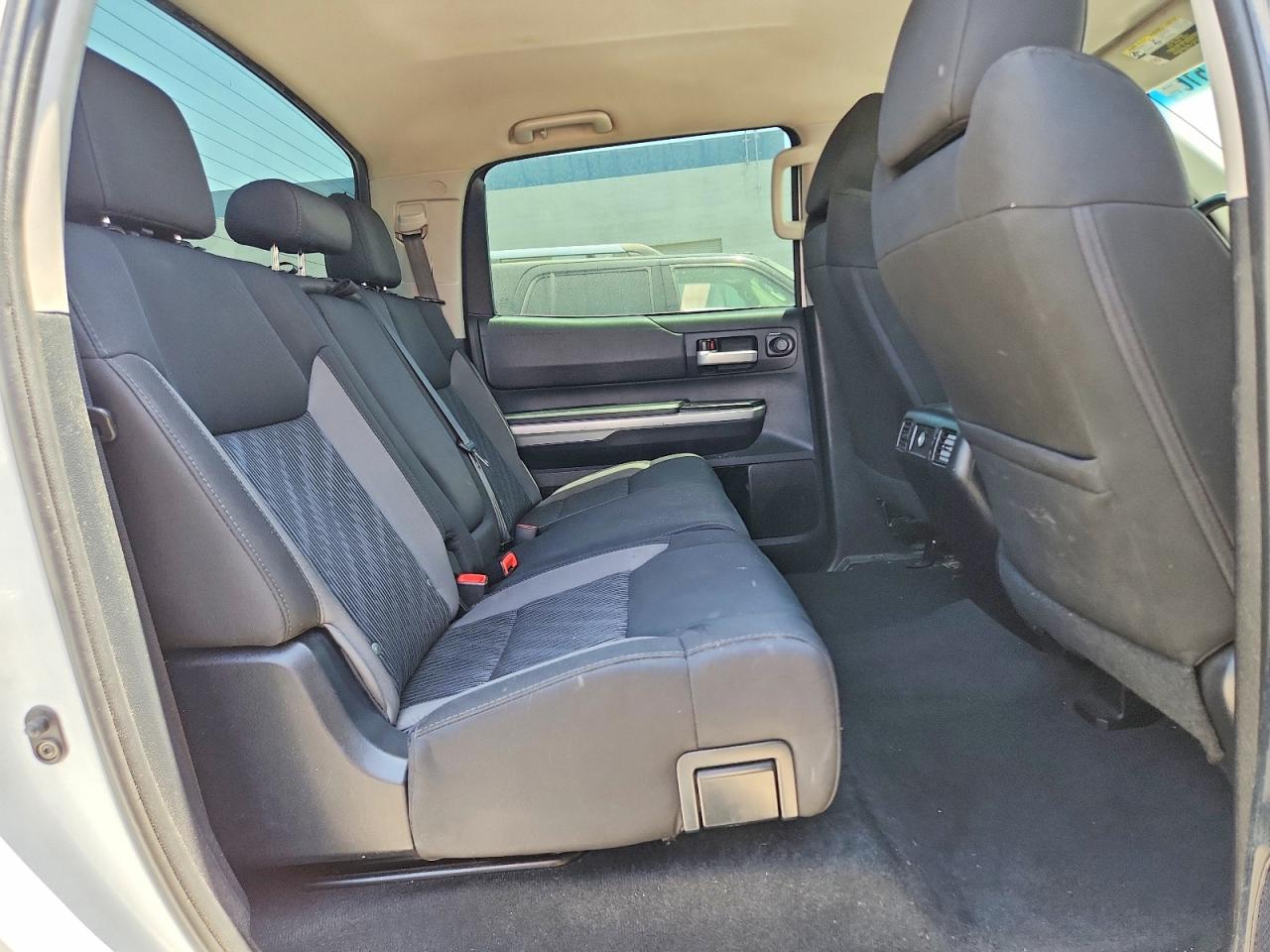 2016 TOYOTA TUNDRA