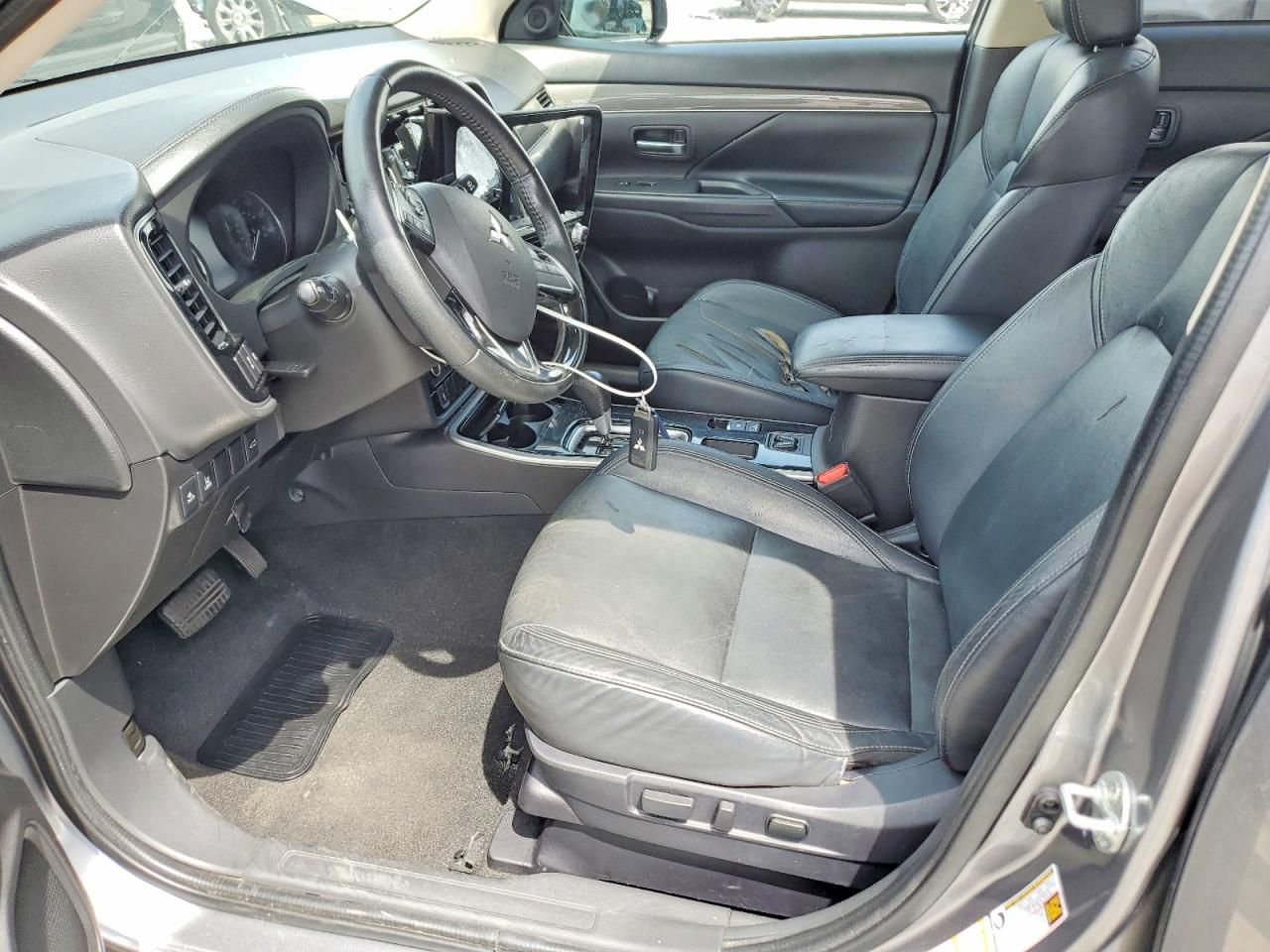 2020 MITSUBISHI OUTLANDER