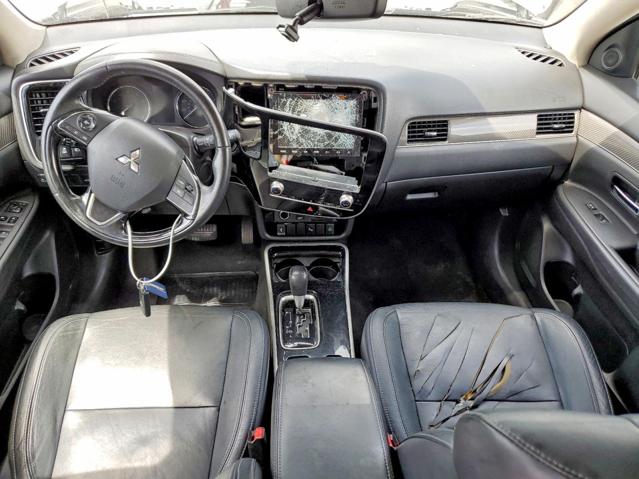 2020 MITSUBISHI OUTLANDER